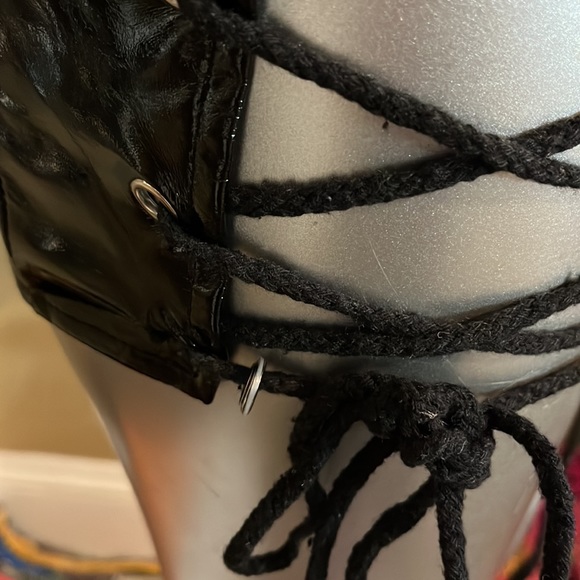 Goth laced pleather faux leather mini skirt top dominatrix rave club cyber crop - Picture 15 of 15